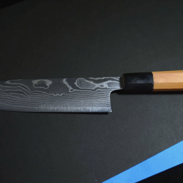 Fujii Hamono – Sakai Keiichi | Santoku 150 mm | AUS-10A & Nickel | Suminagashi Damascus